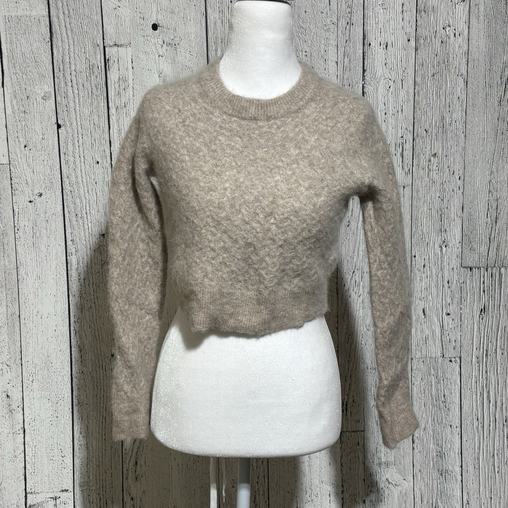 Lululemon Crop Sweater Color Beige Size Medium Alpaca Hair And Wool Blend